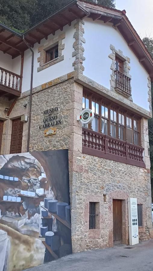 Precioso Apartamento A Pie De Montanas Y Playas Carrena de Cabrales Bagian luar foto
